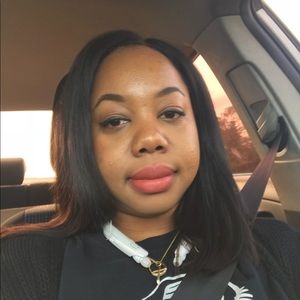 Meet your Posher, Bernadette